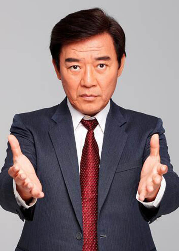 1981年,李立群因为得到邓育昆与陆广浩的赏识,进入了电视圈.