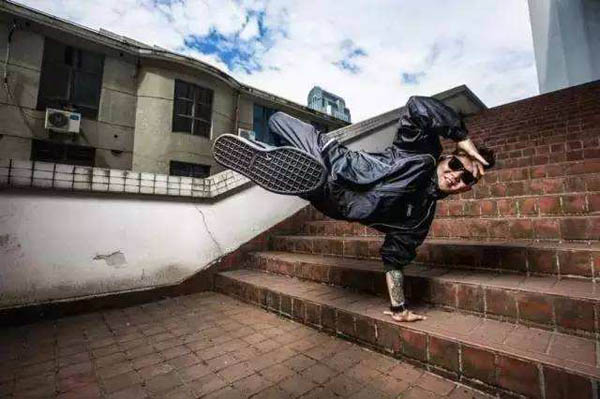 就像一百个人眼中有一百个哈姆雷特,中国有很多顶级bboy,比如细超