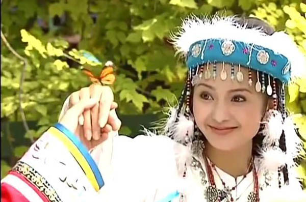 还珠格格含香引蝶是第几集 刘丹斯人已去像香妃一样飞走了